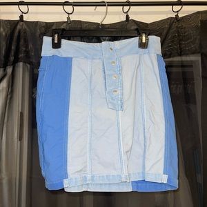 Women’s skirt, fits size 4. Gently used.